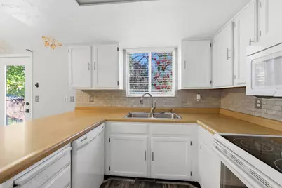 5016 W Shooting Star Ave, West Jordan, UT 84081 - Photo 14