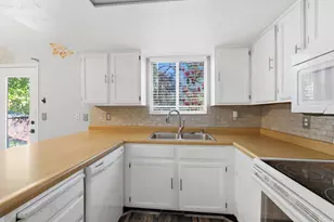 5016 W Shooting Star Ave, West Jordan, UT 84081 - Photo 14