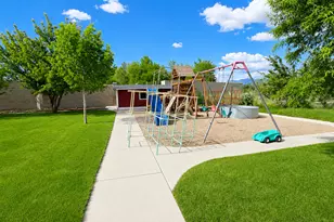 1518 W River Willow Ct, Bluffdale, UT 84065 - Photo 54