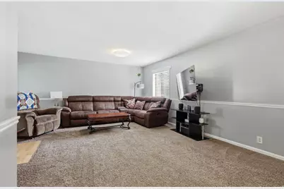 5527 S 4270 W, Kearns, UT 84118 - Photo 6