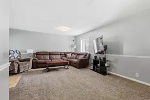5527 S 4270 W, Kearns, UT 84118 - Photo 6