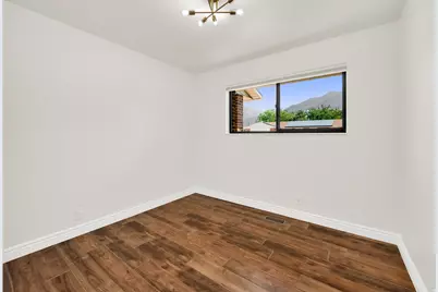 11530 S Jordan Point Dr, Sandy, UT 84092 - Photo 20