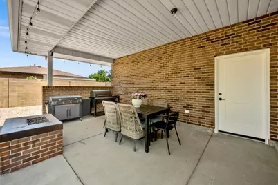 11530 S Jordan Point Dr, Sandy, UT 84092 - Photo 32