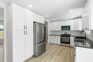 877 E 10600 S, Sandy, UT 84094 - Photo 12