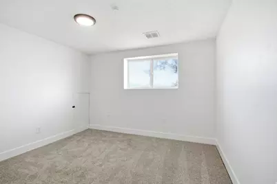 877 E 10600 S, Sandy, UT 84094 - Photo 24