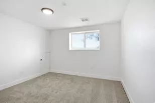 877 E 10600 S, Sandy, UT 84094 - Photo 24