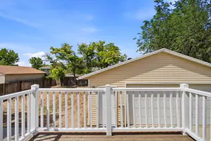 877 E 10600 S, Sandy, UT 84094 - Photo 28