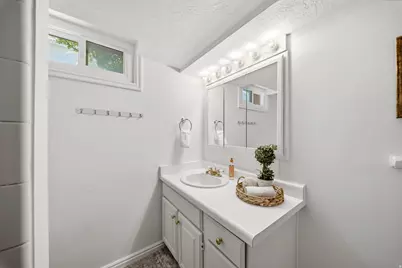2023 E Hubbard Ave, Salt Lake City, UT 84108 - Photo 44