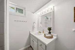 2023 E Hubbard Ave, Salt Lake City, UT 84108 - Photo 44