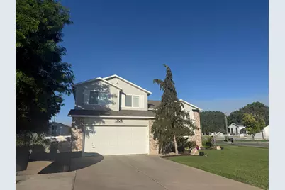 4596 S 3150 W, Roy, UT 84067 - Photo 2