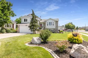 4596 S 3150 W, Roy, UT 84067 - Photo 2
