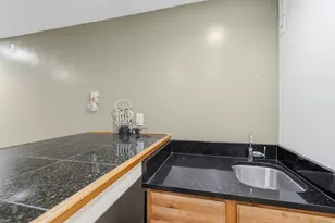 1927 E Bear Creek Dr S, Draper, UT 84020 - Photo 36