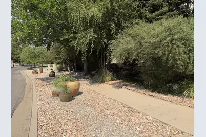 1927 E Bear Creek Dr S, Draper, UT 84020 - Photo 52