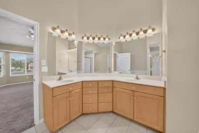 178 Country Springs Dr, Bountiful, UT 84010 - Photo 22