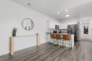 696 N 380 W, Vineyard, UT 84059 - Photo 4