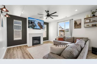 699 W 900 S #48, Springville, UT 84663 - Photo 8