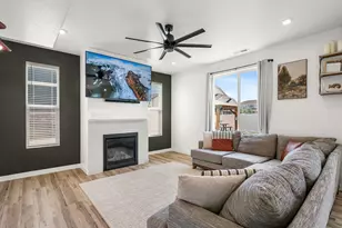 699 W 900 S, Springville, UT 84663 - Photo 8