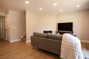 1729 Arnold Dr, Layton, UT 84041 - Photo 8