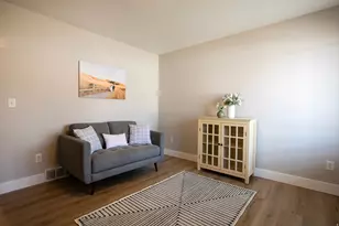1729 Arnold Dr, Layton, UT 84041 - Photo 4