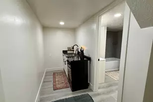 1158 W Lafayette Dr N, Salt Lake City, UT 84116 - Photo 24
