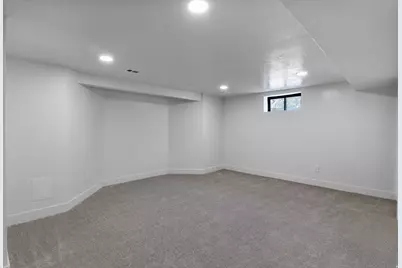 1158 W Lafayette Dr N, Salt Lake City, UT 84116 - Photo 14