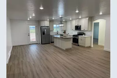 4935 W 5000 N, Roosevelt, UT 84066 - Photo 8