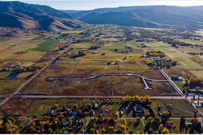 249 S 7900 E #18, Huntsville, UT 84317 - Photo 4