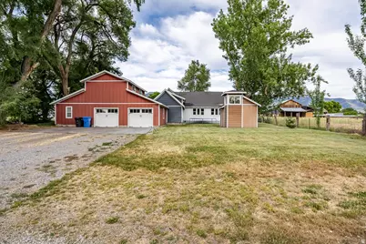 188 W 200 S, Smithfield, UT 84335 - Photo 36