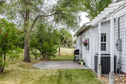 188 W 200 S, Smithfield, UT 84335 - Photo 32