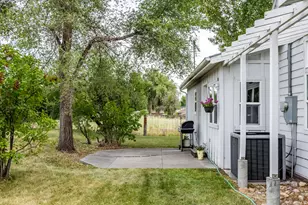 188 W 200 S, Smithfield, UT 84335 - Photo 32