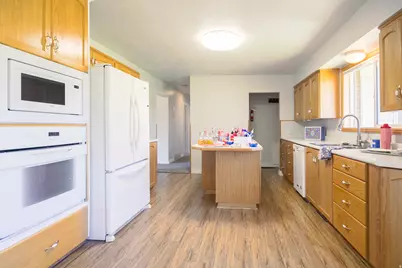 1879 E 2500 S, Naples, UT 84078 - Photo 12
