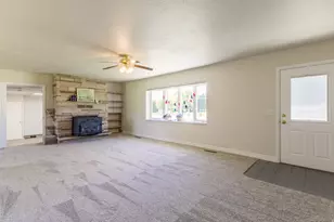 1879 E 2500 S, Naples, UT 84078 - Photo 4