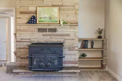 1879 E 2500 S, Naples, UT 84078 - Photo 6