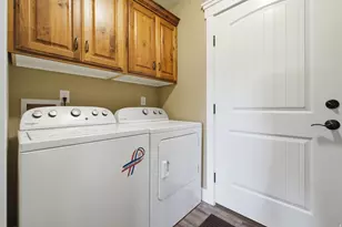 384 W 1530 N, Logan, UT 84341 - Photo 14