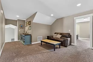 2673 S Ivy Cir W, Saratoga Springs, UT 84045 - Photo 22