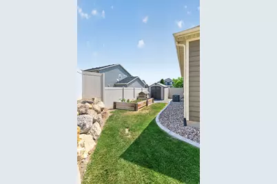 2673 S Ivy Cir W, Saratoga Springs, UT 84045 - Photo 42
