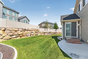 2673 S Ivy Cir W, Saratoga Springs, UT 84045 - Photo 36
