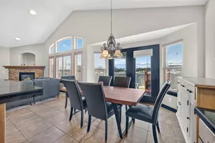 11372 S Via Arboles Ct W, South Jordan, UT 84095 - Photo 10