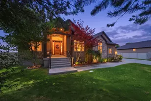 11372 S Via Arboles Ct W, South Jordan, UT 84095 - Photo 1