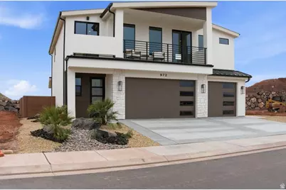 972 E Coyote Crest Dr, Washington, UT 84780 - Photo 2