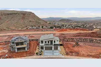 972 E Coyote Crest Dr, Washington, UT 84780 - Photo 44
