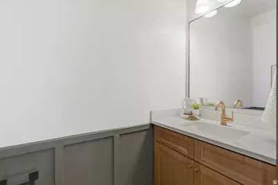 972 E Coyote Crest Dr, Washington, UT 84780 - Photo 6