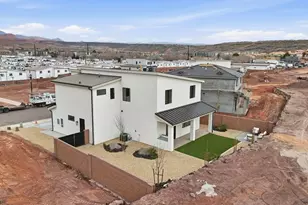 972 E Coyote Crest Dr, Washington, UT 84780 - Photo 4