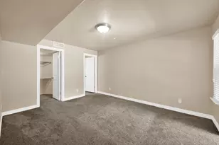 909 S Main St, Layton, UT 84041 - Photo 14