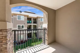 909 S Main St, Layton, UT 84041 - Photo 10