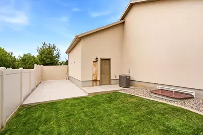 1977 Colt Dr, Farmington, UT 84025 - Photo 42
