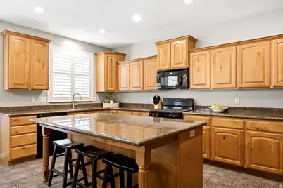 1977 Colt Dr, Farmington, UT 84025 - Photo 16