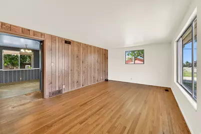106 W 700 N, Clearfield, UT 84015 - Photo 4