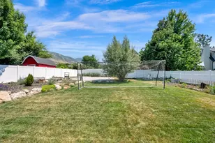 533 W 1850 N, Centerville, UT 84014 - Photo 8