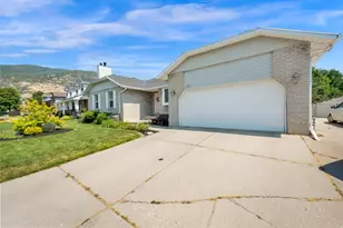 533 W 1850 N, Centerville, UT 84014 - Photo 34